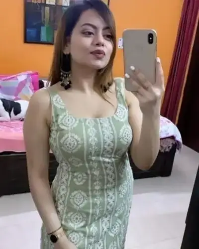 Call Girl in Tlangnuam